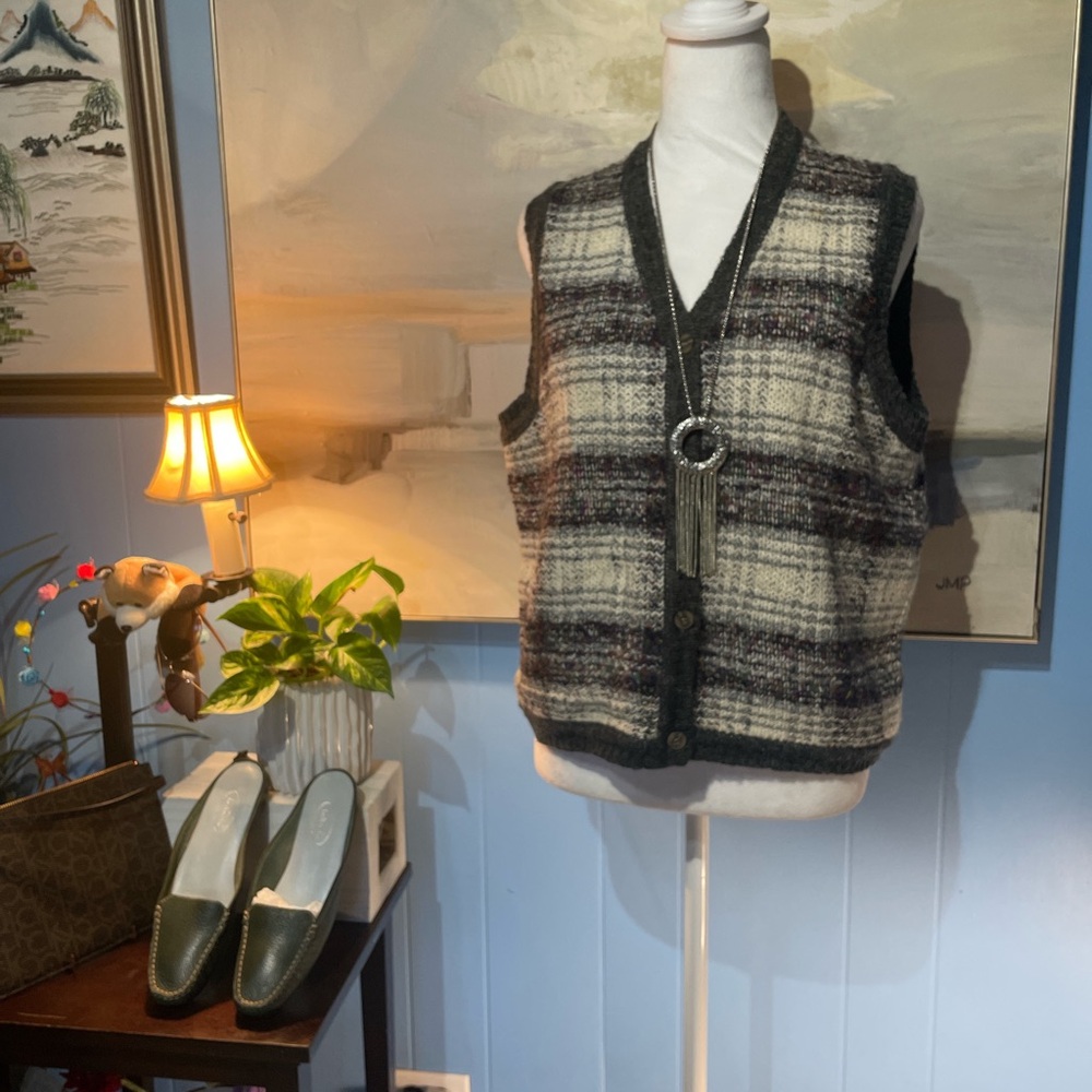 Plaid Sleeveless Vest
